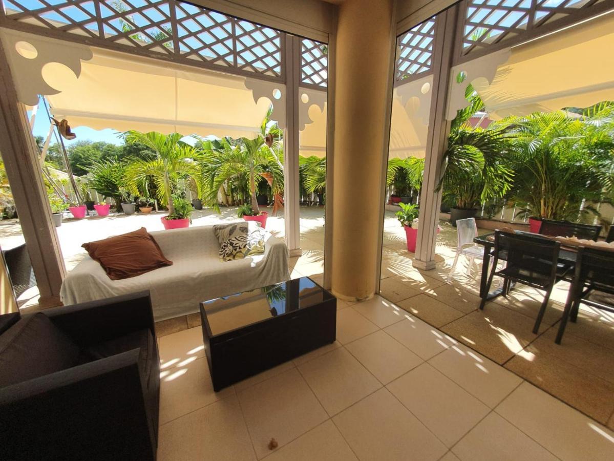 Villa Créole Domaine privé de l'Anse des Rochers Saint-Francois  Exterior foto