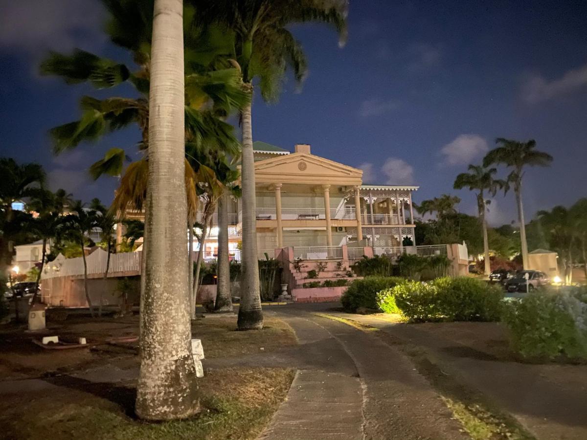 Villa Créole Domaine privé de l'Anse des Rochers Saint-Francois  Exterior foto